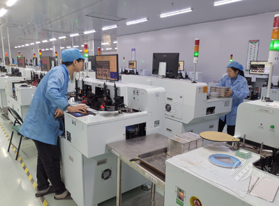 赤壁高新区 企业建设与生产双线并进 婴幼儿用品产业势头强劲